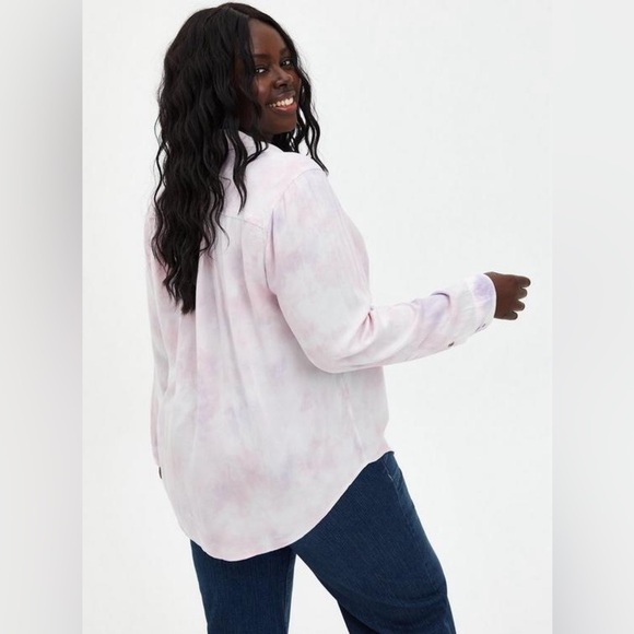 Torrid Lizzie Rayon Twill Button-Up Long Sleeve Shirt Pink Women Size 1X - Picture 2 of 10